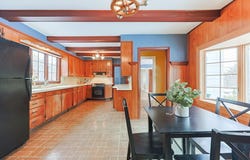 218 High St, North Attleboro, MA 02760