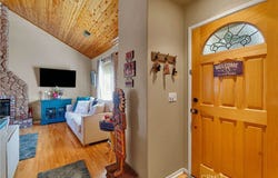 678 Buckingham Square, Lake Arrowhead, CA 92352