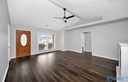 892 Pinewood Drive SW, Hartselle, AL 35640