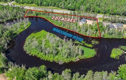 5983 HWY 70, Eagle River, WI 54521