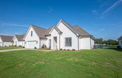 170 Ridgeway Dr, Starkville, MS 39759