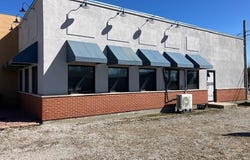 2053 W Main Street, Salem, IL 62881