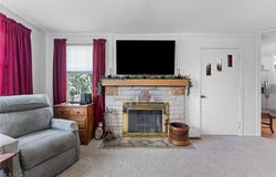838 Riverside Drive, OH 44077