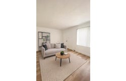 1308 E 6th Avenue, Gary, IN 46402