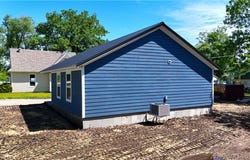 208 S Grand Avenue, Eldon, MO 65026