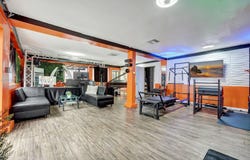 18600 NE 7th Ct, North Miami Beach, FL 33179