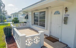 1004 SW 3rd Avenue, Boynton Beach, FL 33426