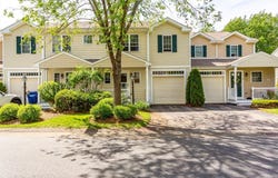 31 Sycamore Dr, Middleboro, MA 02346