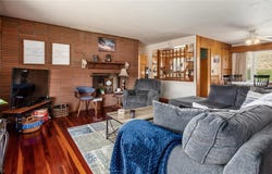 8236 Pleasant Valley Road, Frazeysburg, OH 43822