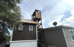 138 N Third St, Harper, TX 78631
