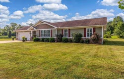 1406 TIMOTHY Lane, West Frankfort, IL 62896