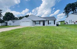 305 GREENWOOD RD, STAUNTON, VA 24401