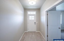 1531 SE Barberry Av, Dallas, OR 97338