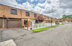 944 Wadsworth Road unit: J3, Medina, OH 44256