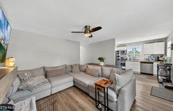 736 W Oak Hill Ave, Knoxville, TN 37921