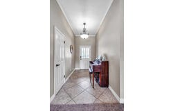 5001 Canterbury Dr, Midland, TX 79705