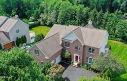 18 Sage Street, Holmdel, NJ 07733