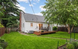 1865 Montreal Avenue, Saint Paul, MN 55116