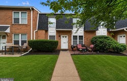 1120 HARBOUR Drive, PALMYRA, NJ 08065