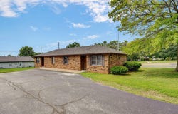 1009/1015 S Kansas Avenue, Springfield, MO 65807