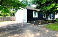 830 Bartley Ave, Bardstown, KY 40004