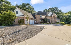 13599 WOODLAND Drive, Athens, IL 62613