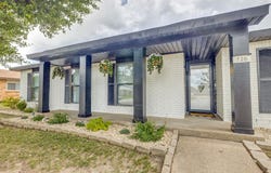 726 W Crossland Boulevard, Grand Prairie, TX 75052