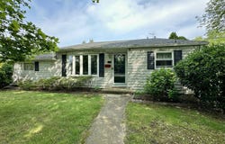 404 Harmony Road, Middletown, NJ 07748