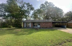 716 Hummingbird Trl, Atlanta, TX 75551