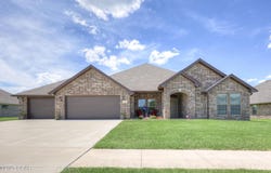 702 Danica Jo Lane, Carl Junction, MO 64834