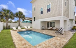 104 7Th St, St Augustine, FL 32080