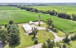 32312 Pleasant Hill Road, Girard, IL 62640