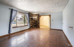 114 Park St., Hazelton, ID 83335