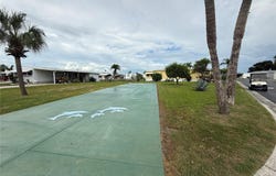 101 E SAINT LUCIA Loop, APOLLO BEACH, FL 33572