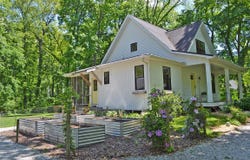 279 S 150 E, Valparaiso, IN 46383