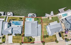 1041 North Isle Dr, ROCKPORT, TX 78382