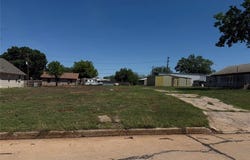 215 N Market Street, Cordell, OK 73632