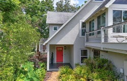 421 W 10TH AVENUE, MOUNT DORA, FL 32757