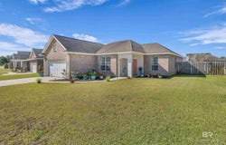 1204 Pencarro Boulevard, Foley, AL 36535
