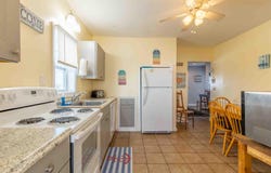 19 F Street, Hampton, NH 03842