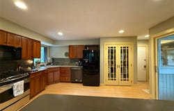 956 55th Street, West Des Moines, IA 50266