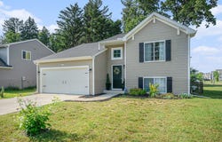 25220 Forest Lane, Mattawan, MI 49071