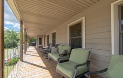 194 Elgin Woods LN, Elgin, TX 78621