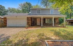 5797 Redbud Cove, Horn Lake, MS 38637