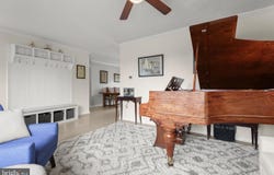 818 UNIONTOWN RD, WESTMINSTER, MD 21158