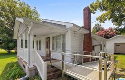 2106 ADAMS STREET, GADSDEN, AL 35094