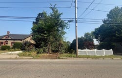 284 Main St, Clinton, MA 01510