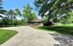 249 Riverview Dr, Mt Washington, KY 40047