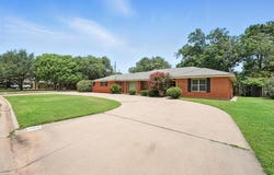 2002 River Oaks Circle, Abilene, TX 79605