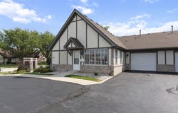 1891 Willow Circle Drive, Crest Hill, IL 60403